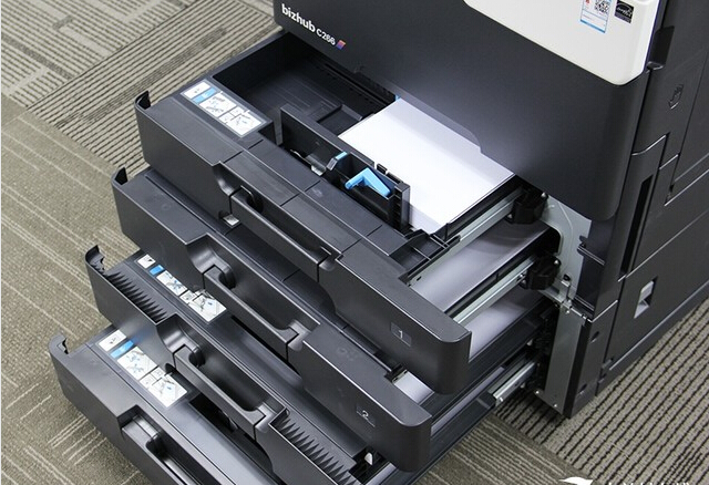 柯尼卡美能達(dá)C226紙張容量大大擴(kuò)展-科頤辦公 柯尼卡美能達(dá)C226紙張容量大大擴(kuò)展-科頤辦公